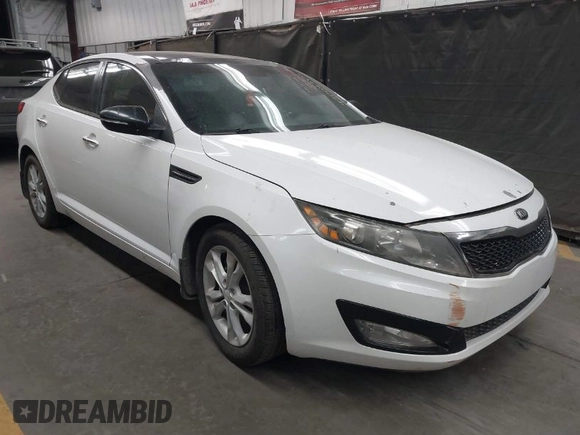 2013 Kia Optima EX with VIN 5XXGN4A79DG120709, listed as a IAAI auction lot 42004745 with 171,409 mi miles. Bid and sale history available at carsss.com. Image 1.