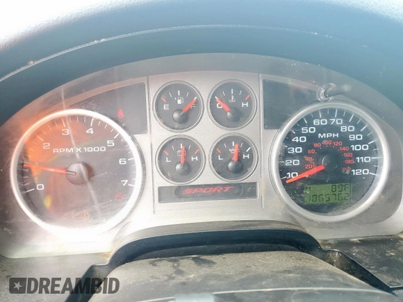 2008 Ford F-150 STX with VIN 1FTRX12W68KD11913, listed as a Copart auction lot 57166435 with 186,576 mi miles and Salvage title. Bid and sale history available at DreamBid. Image 9.
