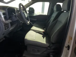 2023 Ford F-250 XL with VIN 1FT7W2BN7PED35643, listed as a Copart auction lot 51082815 with 58,614 mi miles and Salvage Title. Bid and sale history available at DreamBid. Image 7.