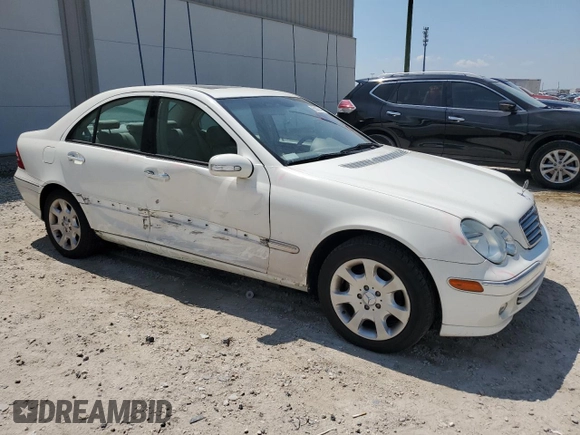2005 Mercedes-Benz C 240 with VIN WDBRF61J35F580329, listed as a Copart auction lot 65527144 with 91,525 mi miles and Salvage Title. Bid and sale history available at DreamBid. Image 4.