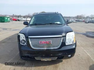 2012 GMC Yukon XL Denali with VIN 1GKS2MEF2CR252084, listed as a IAAI auction lot 41802335 with 88,958 mi miles. Bid and sale history available at carsss.com. Image 12.
