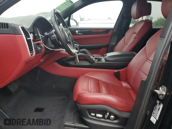 2020 Porsche Cayenne с VIN WP1AA2AY4LDA02251, выставлен на аукционе Copart как лот 59478965 с пробегом 52 806 миль миль и Списание • Salvage title. История ставок и продаж доступна на DreamBid. Изображение 7.