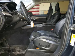 2021 Volvo XC90 Inscription with VIN YV4A22PL0M1747895, listed as a Copart auction lot 89405255 with 57,270 mi miles and Salvage title. Bid and sale history available at DreamBid. Image 7.