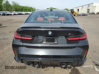 2024 BMW M3 Competition xDrive z VIN WBS43AY05RFT65019, wystawiony jako Copart lot #56498975 z przebiegiem Nie podano mil oraz Szkody całkowita. Historia ofert i sprzedaży dostępna na DreamBid. Obrazek 6.