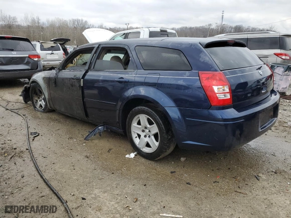 2005 Dodge Magnum SE with VIN 2D4FV48V45H529699, listed as a Copart auction lot 44933625 with 0 mi miles and Non Repairable. Bid and sale history available at carsss.com. Image 2.