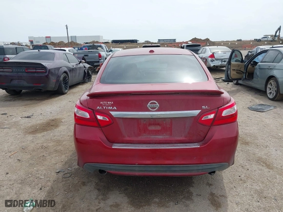 2016 Nissan Altima 2.5 SL with VIN 1N4AL3AP2GC208582, listed as a IAAI auction lot 41786124 with 122,329 mi miles. Bid and sale history available at carsss.com. Image 16.