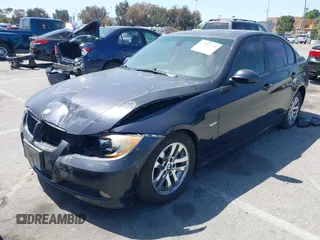 2006 BMW 3 Series 325i with VIN WBAVB13506KX64969, listed as a IAAI auction lot 41965728 with 134,858 mi miles. Bid and sale history available at carsss.com. Image 2.