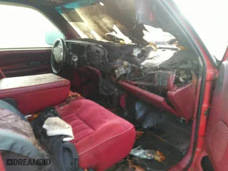1995 Dodge Ram 1500 with VIN 3B7HF13Z4SM125732, listed as a IAAI auction lot 40798170 with 200,102 mi miles. Bid and sale history available at carsss.com. Image 5.