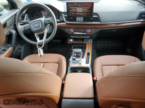 2024 Audi Q5 Premium with VIN WA1ABAFY0R2104484, listed as a Copart auction lot 78314924 with 3,146 mi miles and Non repairable. Bid and sale history available at DreamBid. Image 8.