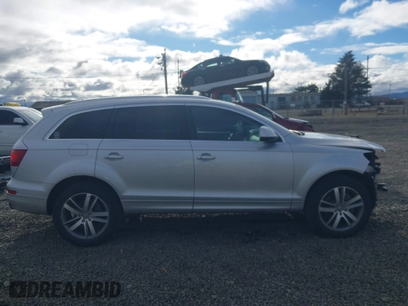 2014 Audi Q7 3.0T Premium Plus with VIN WA1LGAFE0ED015237, listed as a IAAI auction lot 41671129 with 114,410 mi miles. Bid and sale history available at carsss.com. Image 14.