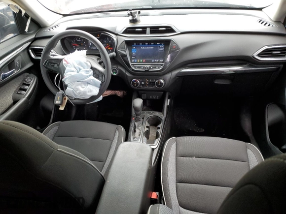 2021 Chevrolet TrailBlazer LT with VIN KL79MPS23MB089234, listed as a Copart auction lot 56523984 with 44,783 mi miles and Non Repairable. Bid and sale history available at DreamBid. Image 8.