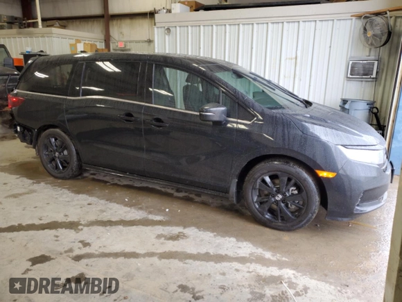 2024 Honda Odyssey Sport with VIN 5FNRL6H72RB059777, listed as a Copart auction lot 45190895 with 7,551 mi miles and Salvage Title. Bid and sale history available at DreamBid. Image 4.