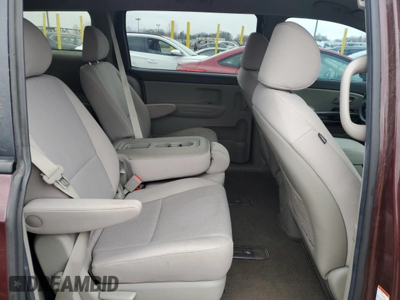 2020 Kia Sedona LX with VIN KNDMB5C15L6605842, listed as a Copart auction lot 43246275 with 115,057 mi miles and Salvage Title. Bid and sale history available at carsss.com. Image 11.