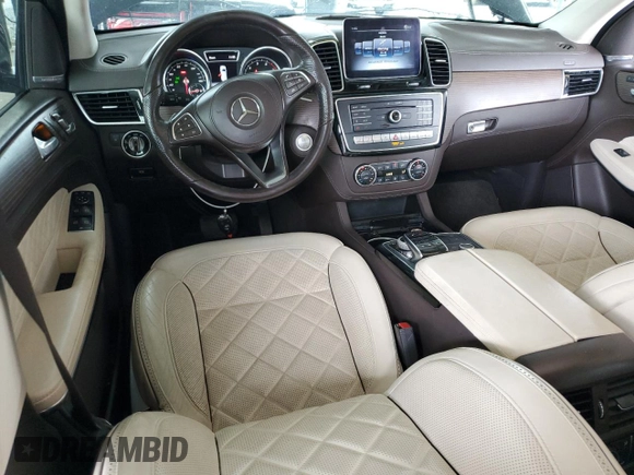 2019 Mercedes-Benz GLS 550 z VIN 4JGDF7DE6KB211320, wystawiony jako Copart lot #61063535 z przebiegiem 58 484 mil mil oraz Szkoda całkowita • Salvage title. Historia ofert i sprzedaży dostępna na DreamBid. Obrazek 8.