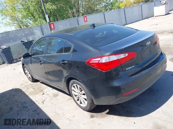 2016 Kia Forte LX with VIN KNAFX4A64G5444265, listed as a IAAI auction lot 42174928 with 211,329 mi miles. Bid and sale history available at carsss.com. Image 3.