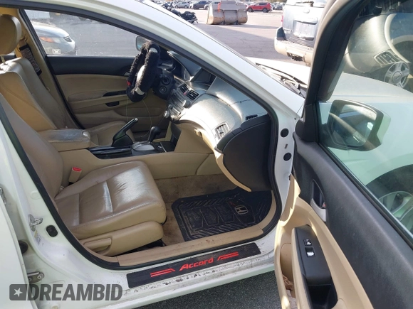 2012 Honda Accord SE z VIN 1HGCP2F63CA017374, wystawiony jako IAAI lot #40875683 z przebiegiem 267 310 mil mil oraz . Historia ofert i sprzedaży dostępna na DreamBid. Obrazek 5.