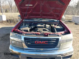 2005 GMC Canyon SLE Z85 with VIN 1GTDT196458264112, listed as a IAAI auction lot 41655505 with 110,529 mi miles. Bid and sale history available at carsss.com. Image 10.