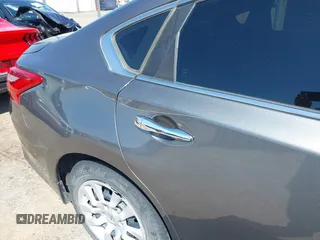 2017 Nissan Altima SR z VIN 1N4AL3AP9HC253312, wystawiony jako IAAI lot #42019699 z przebiegiem 139 440 mil mil oraz . Historia ofert i sprzedaży dostępna na DreamBid. Obrazek 17.