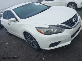 2016 Nissan Altima 2.5 SR with VIN 1N4AL3AP9GN386249, listed as a IAAI auction lot 41105632 with 141,798 mi miles. Bid and sale history available at carsss.com. Image 1.