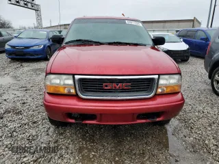 2000 GMC Jimmy SLE Convenience with VIN 1GKDT13W0Y2273829, listed as a Copart auction lot 84811284 with 129,635 mi miles and Salvage Title. Bid and sale history available at carsss.com. Image 5.