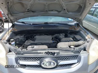 2010 Kia Sportage LX z VIN KNDKG3A40A7710743, wystawiony jako IAAI lot #42446995 z przebiegiem 282 954 mil mil oraz . Historia ofert i sprzedaży dostępna na DreamBid. Obrazek 10.