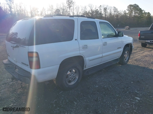 2001 Chevrolet Tahoe LT with VIN 1GNEC13T91R140982, listed as a IAAI auction lot 41801748 with 429,014 mi miles. Bid and sale history available at carsss.com. Image 4.