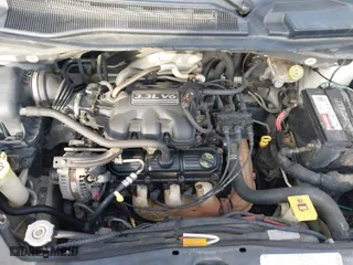 2009 Dodge Grand Caravan SE with VIN 2D8HN44E39R532669, listed as a IAAI auction lot 41800496 with 216,744 mi miles. Bid and sale history available at carsss.com. Image 10.