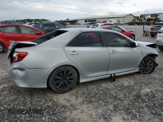 2014 Toyota Camry L with VIN 4T1BF1FK7EU449760, listed as a Copart auction lot 55347695 with 126,863 mi miles and Clean Title. Bid and sale history available at carsss.com. Image 3.