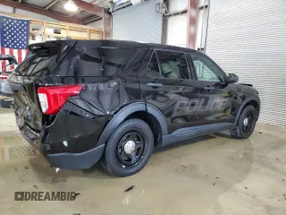 2022 Ford Police Interceptor Utility z VIN 1FM5K8AB6NGB80481, wystawiony jako Copart lot #80302194 z przebiegiem 12 744 mil mil oraz Czysty tytuł • Clean title. Historia ofert i sprzedaży dostępna na DreamBid. Obrazek 3.