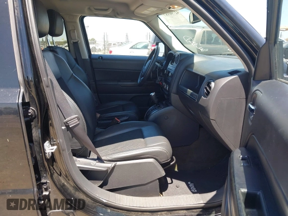 2016 Jeep Patriot Sport with VIN 1C4NJPBA6GD738311, listed as a IAAI auction lot 42790987 with 136,337 mi miles and . Bid and sale history available at DreamBid. Image 5.