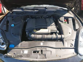 2016 Porsche Cayenne z VIN WP1AA2A23GLA04144, wystawiony jako IAAI lot #42117178 z przebiegiem 70 255 mil mil oraz . Historia ofert i sprzedaży dostępna na DreamBid. Obrazek 9.