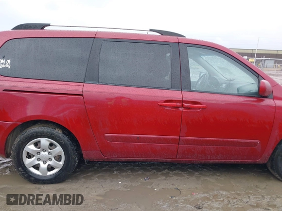 2009 Kia Sedona LX with VIN KNDMB233196282656, listed as a IAAI auction lot 41737300 with 95,971 mi miles. Bid and sale history available at carsss.com. Image 14.