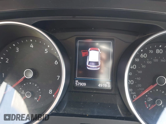2021 Volkswagen Tiguan SE with VIN 3VV3B7AX0MM015825, listed as a IAAI auction lot 41955268 with 57,909 mi miles and . Bid and sale history available at DreamBid. Image 7.
