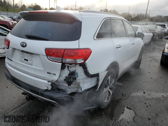 2018 Kia Sorento EX with VIN 5XYPHDA54JG400051, listed as a Copart auction lot 43736285 with 97,752 mi miles and Salvage Title. Bid and sale history available at carsss.com. Image 3.