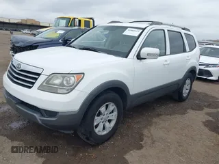 2009 Kia Borrego EX with VIN KNDJH741595027770, listed as a IAAI auction lot 41885223 with 125,417 mi miles. Bid and sale history available at carsss.com. Image 2.