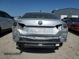 2015 Volkswagen Passat Wolfsburg Edition with VIN 1VWAS7A36FC110135, listed as a Copart auction lot 61097945 with 111,284 mi miles and Salvage title. Bid and sale history available at DreamBid. Image 6.