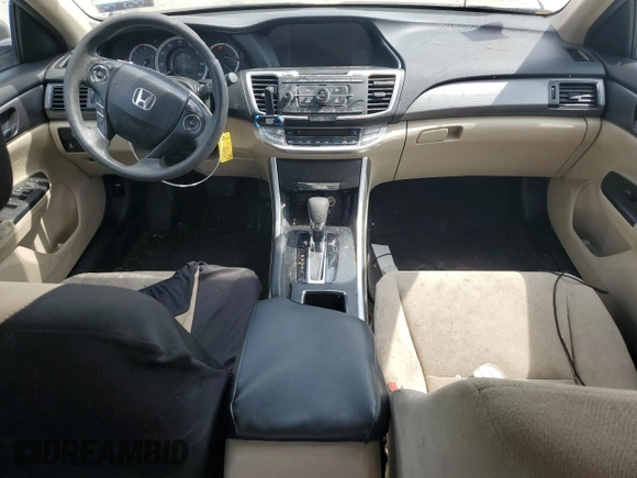 2013 Honda Accord LX z VIN 1HGCR2F3XDA137111, wystawiony jako Copart lot #56343035 z przebiegiem 125 477 mil mil oraz Szkoda całkowita • Salvage title. Historia ofert i sprzedaży dostępna na DreamBid. Obrazek 8.