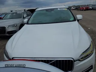 2020 Volvo XC60 Inscription z VIN YV4102DL9L1520715, wystawiony jako Copart lot #76833114 z przebiegiem 21 971 mil mil oraz Szkoda całkowita • Salvage title. Historia ofert i sprzedaży dostępna na DreamBid. Obrazek 5.