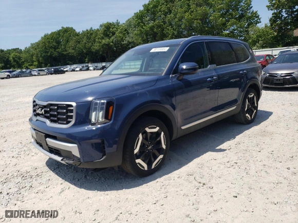 2023 Kia Telluride S with VIN 5XYP64GC9PG325190, listed as a Copart auction lot 58155884 with 9,796 mi miles and Salvage Title. Bid and sale history available at carsss.com. Image 1.