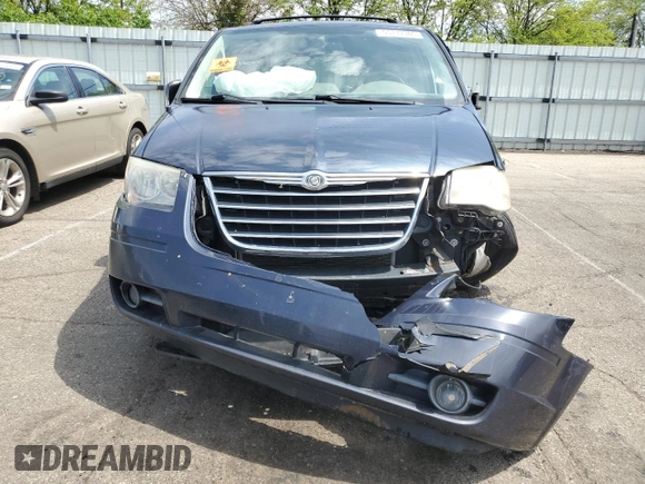 2008 Chrysler Town & Country Touring with VIN 2A8HR54P58R714357, listed as a Copart auction lot 55117305 with 214,330 mi miles and Salvage Title. Bid and sale history available at DreamBid. Image 5.