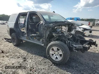2017 GMC Yukon Denali with VIN 1GKS2CKJ2HR287881, listed as a Copart auction lot 49720255 with 0 mi miles and Salvage Title. Bid and sale history available at carsss.com. Image 4.
