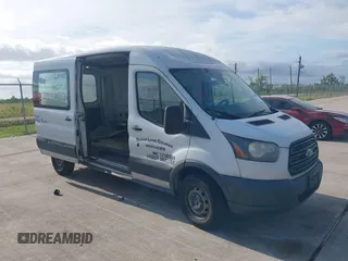 2018 Ford Transit z VIN 1FTYR2CM3JKA19554, wystawiony jako IAAI lot #42058523 z przebiegiem 372 734 mil mil oraz . Historia ofert i sprzedaży dostępna na DreamBid. Obrazek 13.