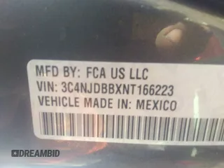 2022 Jeep Compass Latitude with VIN 3C4NJDBBXNT166223, listed as a IAAI auction lot 40627801 with 30,340 mi miles and . Bid and sale history available at DreamBid. Image 9.
