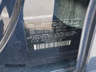 2023 Genesis G70 2.0T z VIN KMTG34TA7PU111215, wystawiony jako IAAI lot #40628348 z przebiegiem 25 146 mil mil oraz . Historia ofert i sprzedaży dostępna na DreamBid. Obrazek 9.