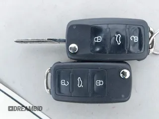 2012 Volkswagen Jetta SE z VIN 3VWDP7AJ7CM350057, wystawiony jako IAAI lot #42499732 z przebiegiem 92 203 mil mil oraz . Historia ofert i sprzedaży dostępna na DreamBid. Obrazek 11.