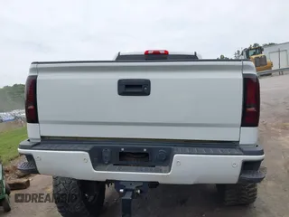 2017 GMC Sierra 2500HD Denali with VIN 1GT12UEG3HF117771, listed as a IAAI auction lot 42334696 with 140,999 mi miles and . Bid and sale history available at DreamBid. Image 15.