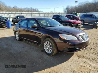 2012 Chrysler 200 Touring with VIN 1C3CCBBB8CN205852, listed as a Copart auction lot 47953065 with 140,202 mi miles and Salvage Title. Bid and sale history available at DreamBid. Image 4.