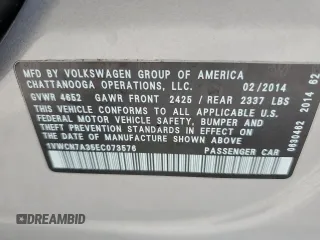 2014 Volkswagen Passat SEL Premium z VIN 1VWCN7A35EC073576, wystawiony jako Copart lot #52810825 z przebiegiem 113 067 mil mil oraz Szkoda całkowita • Salvage title. Historia ofert i sprzedaży dostępna na DreamBid. Obrazek 14.