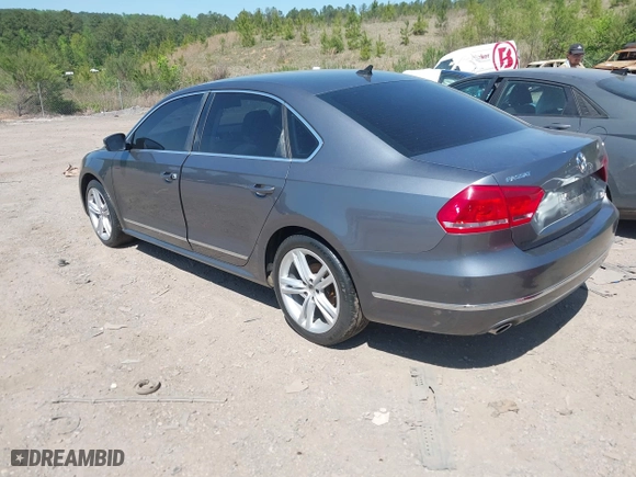 2013 Volkswagen Passat SEL Premium with VIN 1VWCM7A34DC055684, listed as a IAAI auction lot 42039636 with 167,746 mi miles. Bid and sale history available at carsss.com. Image 3.