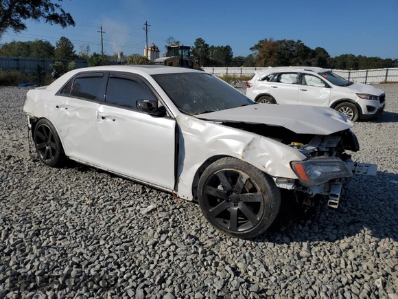 2012 Chrysler 300 SRT8 with VIN 2C3CCAFJ0CH801266, listed as a Copart auction lot 78186364 with 61,916 mi miles and Salvage Title. Bid and sale history available at carsss.com. Image 4.